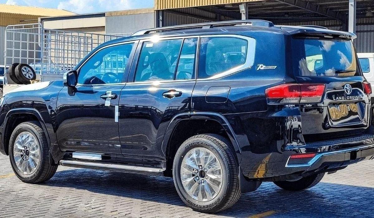 Toyota Land Cruiser LAND CRUISER VX 3.5L V6 PETROL 2025-6-6