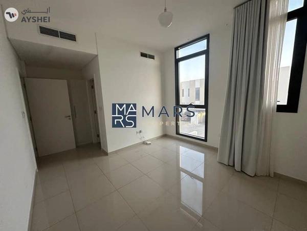 2 bhk . . . . . Luxury Living | Close to City Centre | Resale