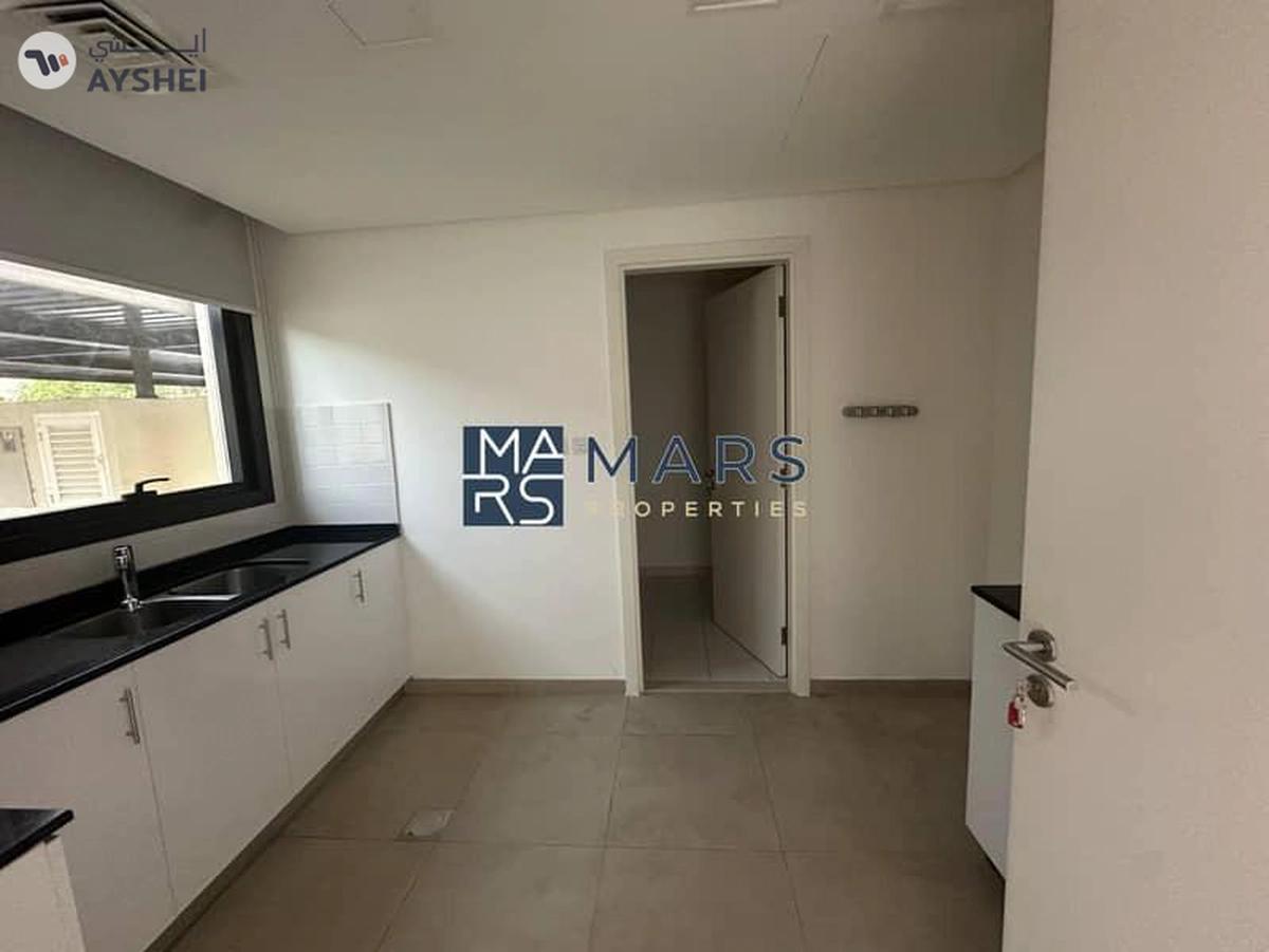 2 bhk . . . . . Luxury Living | Close to City Centre | Resale-1-landscape