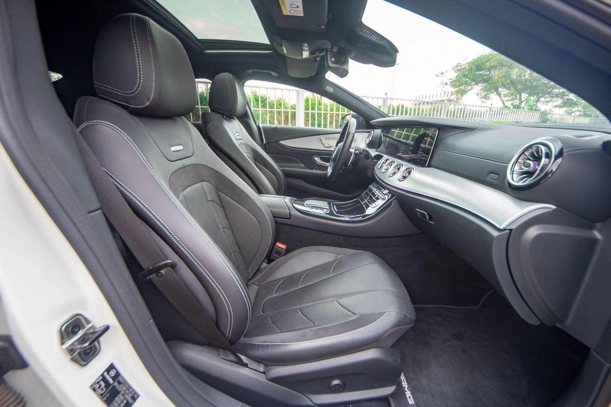 Mercedes-Benz CLS 53 AMG Mercedes ClS 53 AMG Model-2022 13.000Km only Like New 3.0L Turbo Charger 6Cylinder -429Hourse Power-15-15
