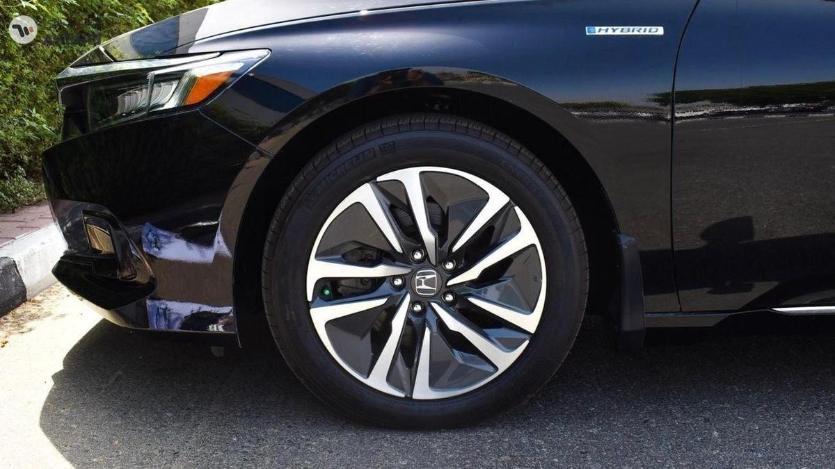 Honda Accord Hybrid-15-15