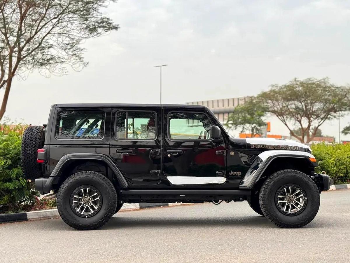 RUBICON 393 / BRAND NEW / FULL OPTION-16-16