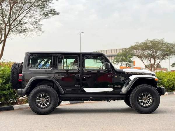 RUBICON 393 / BRAND NEW / FULL OPTION