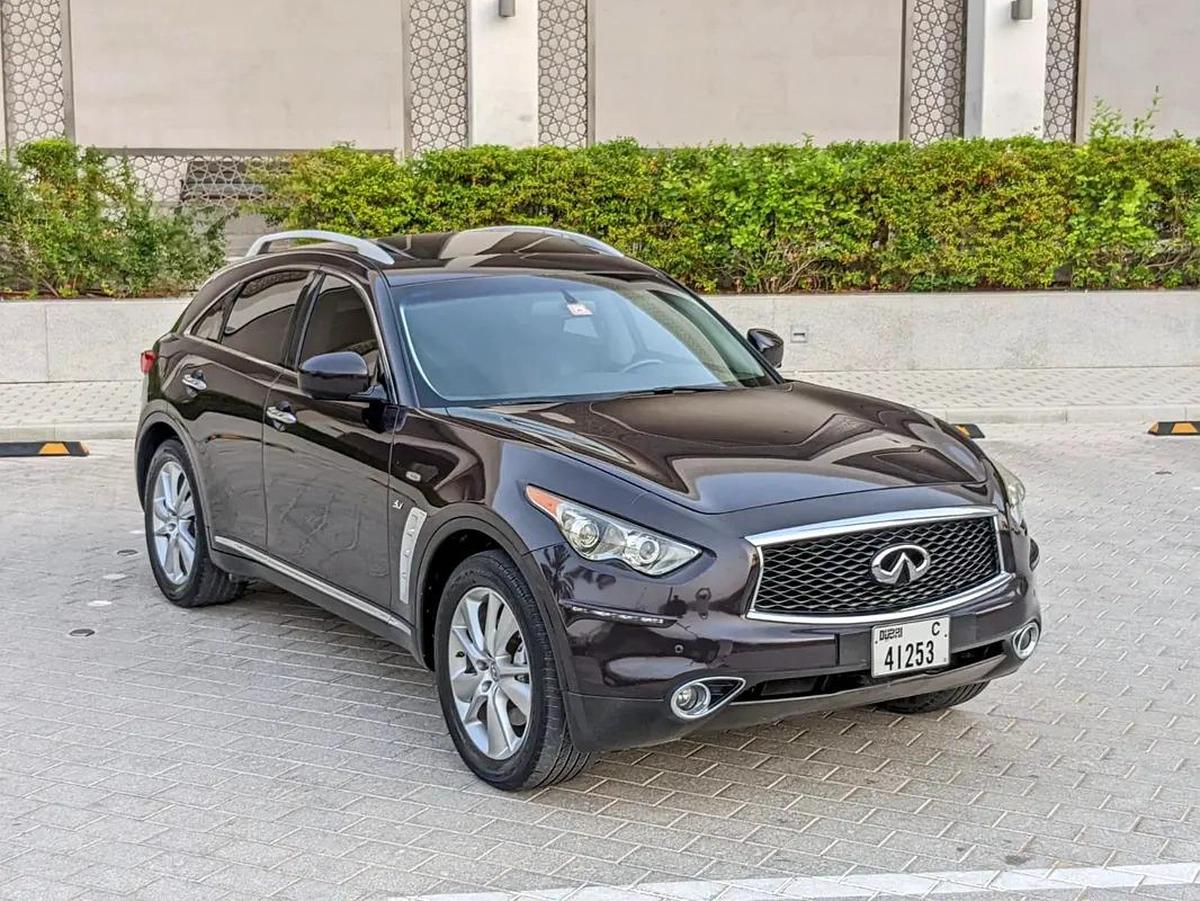 Infiniti QX70 Luxury-13-13