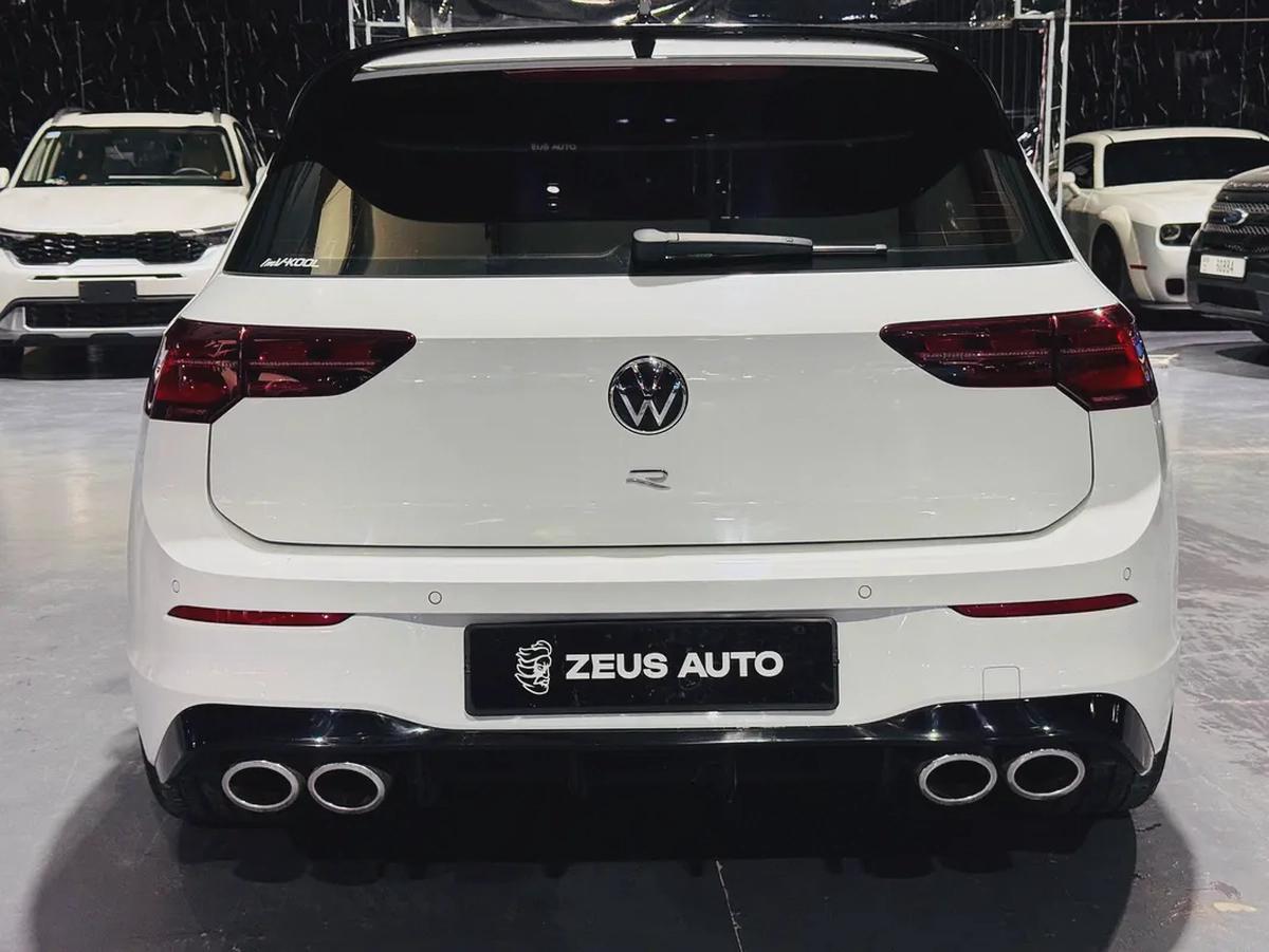 Volkswagen Golf R 2023 GCC specs for 159,000.00 AED-3-3
