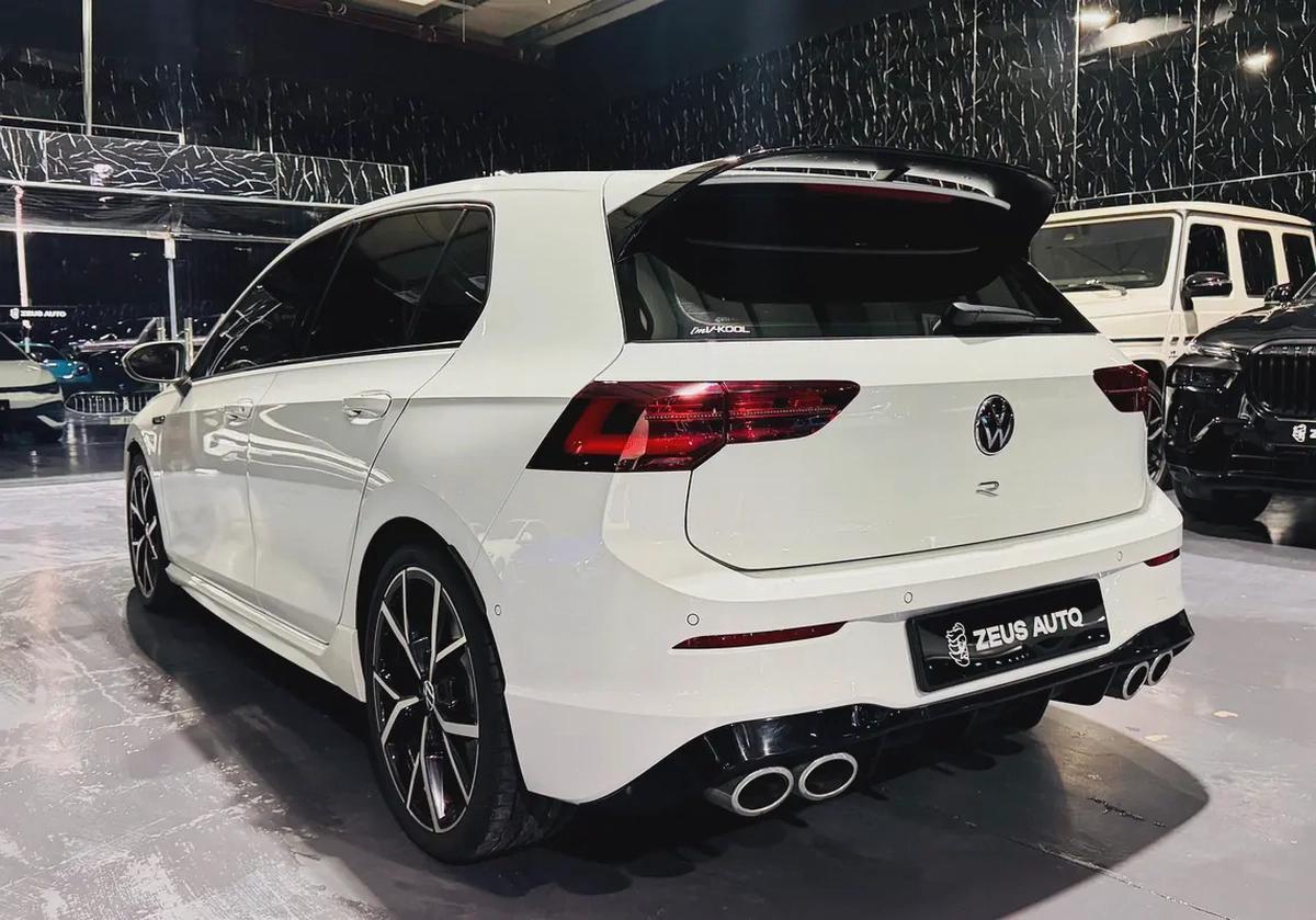 Volkswagen Golf R 2023 GCC specs for 159,000.00 AED-7-7