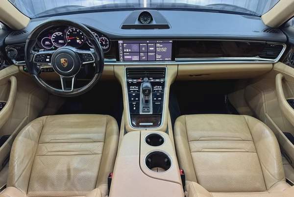 2018 Porsche Panamera Standard Euro Specs, with Full service history and 1 Year unlimited Warranty