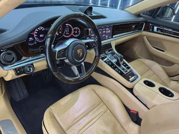 2018 Porsche Panamera Standard Euro Specs, with Full service history and 1 Year unlimited Warranty