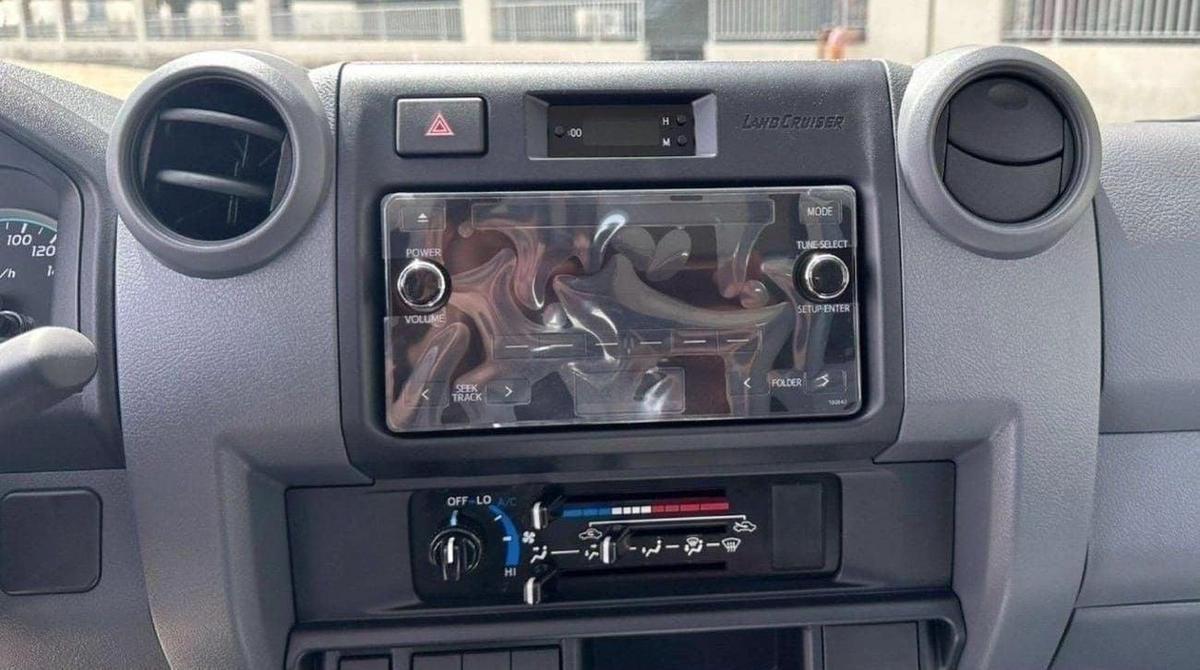 Toyota Land Cruiser Pick Up Toyota Land Cruiser Pickup LC79 DC 4.2L Diesel 2025-8-8