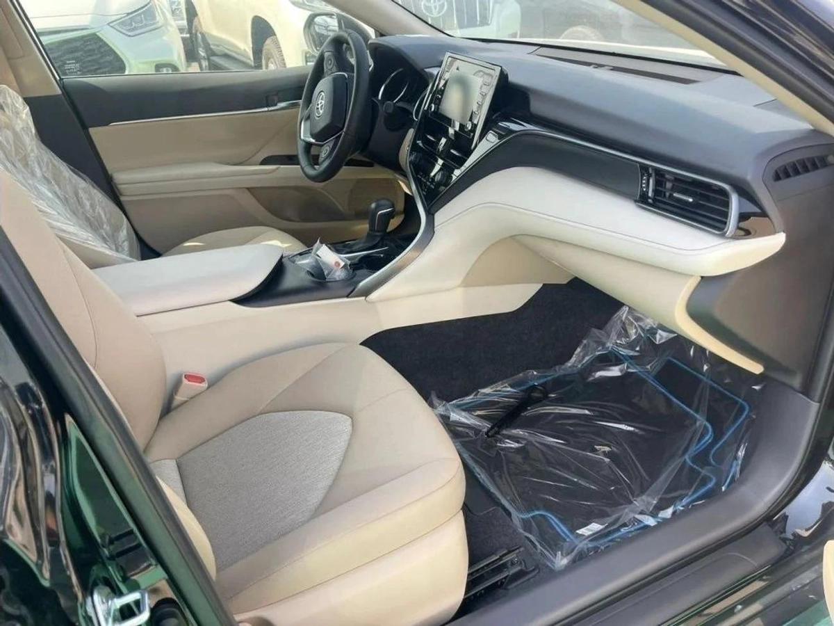 Toyota Camry 2024 Toyota Camry 2.5l GLE HYBRID AUTOMATIC ZERO KM-6-6