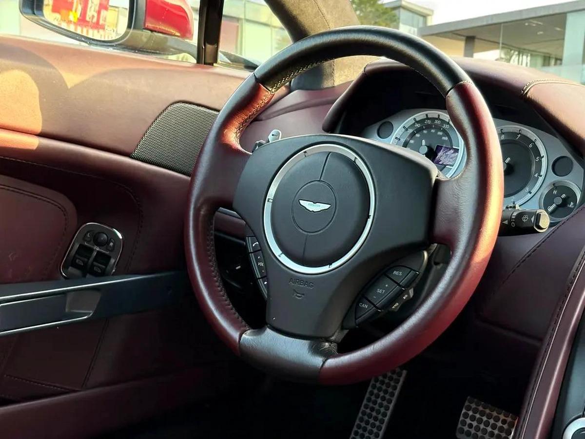 ASTON MARTIN VANTAGE | 4.7L V8 | 2009 | GCC SPECS-14-14