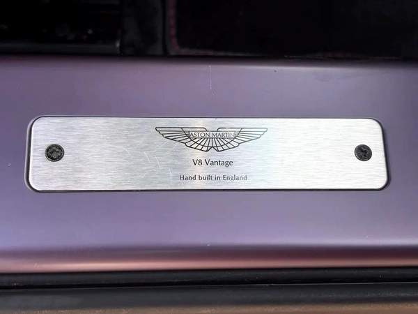 ASTON MARTIN VANTAGE | 4.7L V8 | 2009 | GCC SPECS