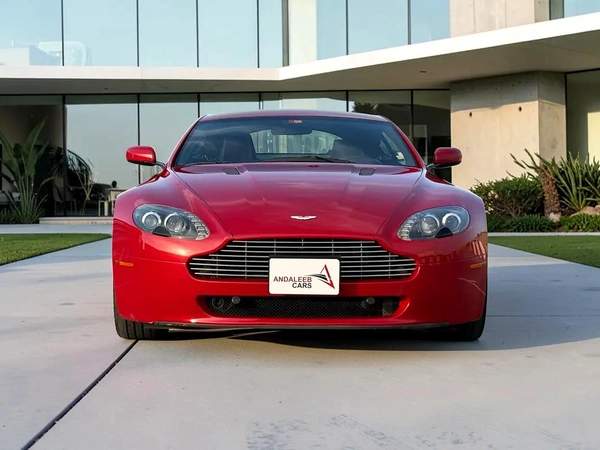 ASTON MARTIN VANTAGE | 4.7L V8 | 2009 | GCC SPECS