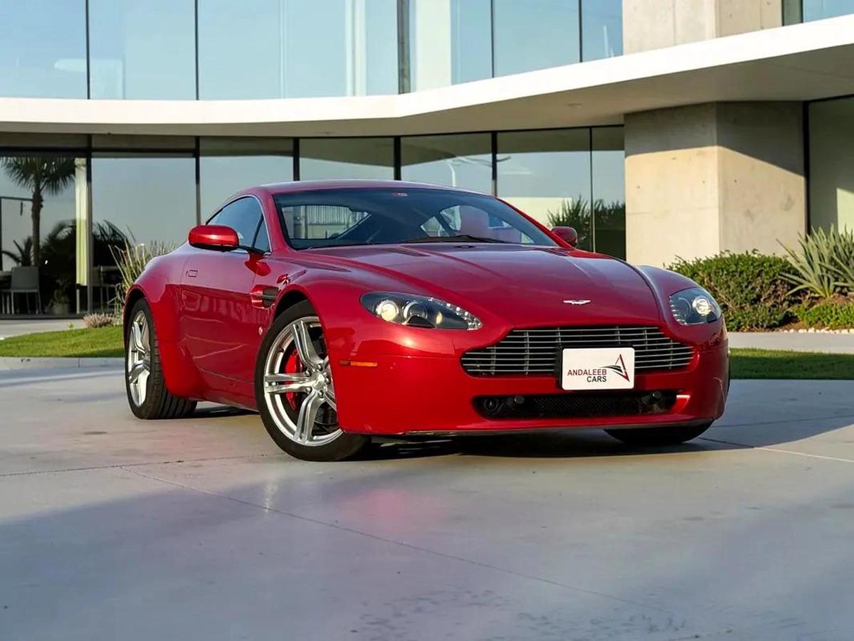 ASTON MARTIN VANTAGE | 4.7L V8 | 2009 | GCC SPECS-10-10