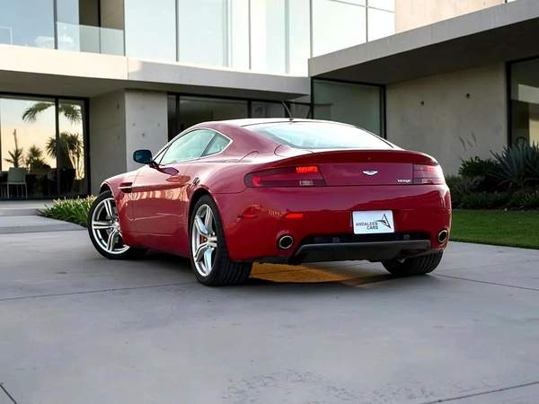 ASTON MARTIN VANTAGE | 4.7L V8 | 2009 | GCC SPECS