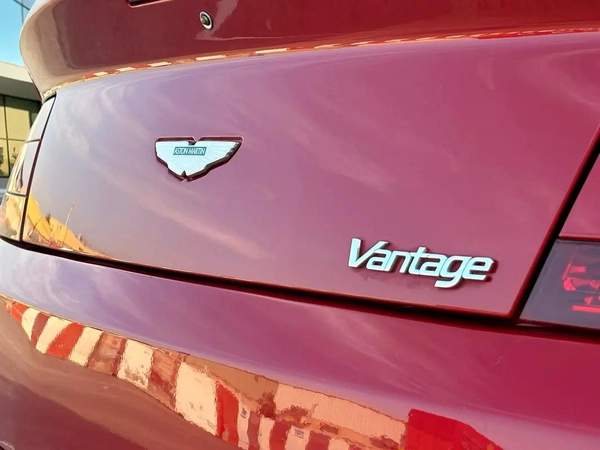 ASTON MARTIN VANTAGE | 4.7L V8 | 2009 | GCC SPECS