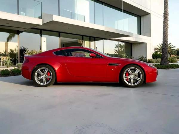 ASTON MARTIN VANTAGE | 4.7L V8 | 2009 | GCC SPECS