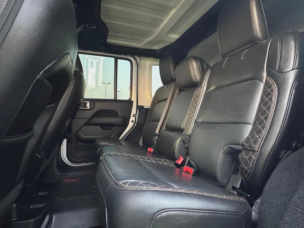 Jeep Wrangler Sport 2021 V6-3-3