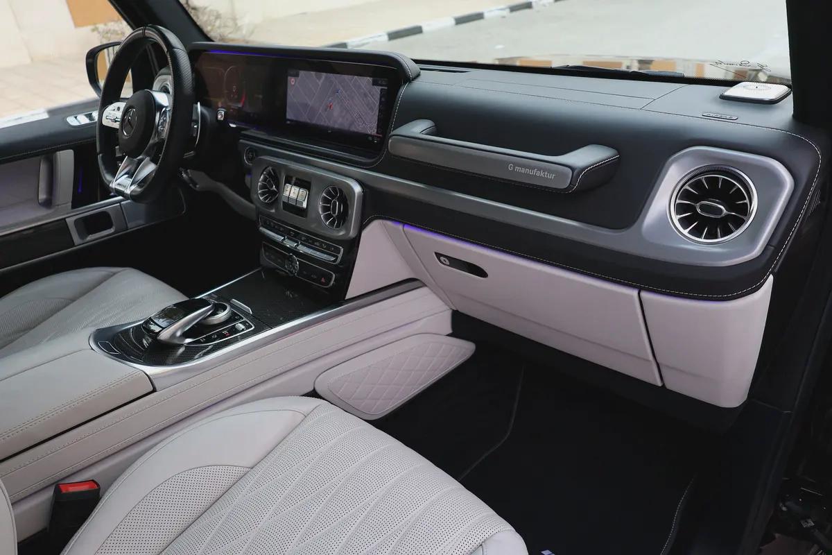 MERCEDES BENZ G63 AMG ( NIGHT PACKAGE )-110000KM-2021-GCC SPECS-UNDER WARRANTY-14-14