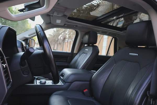 Ford Expedition-Platinum-2019-96000 KM-GCC SPECS