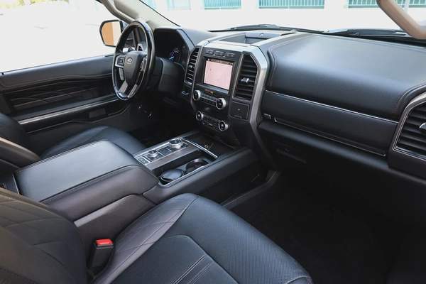 Ford Expedition-Platinum-2019-96000 KM-GCC SPECS