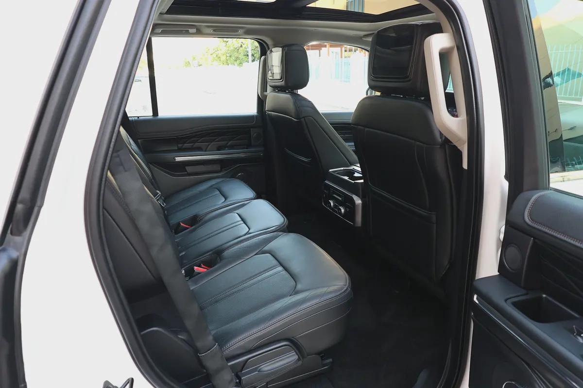 Ford Expedition-Platinum-2019-96000 KM-GCC SPECS-17-17