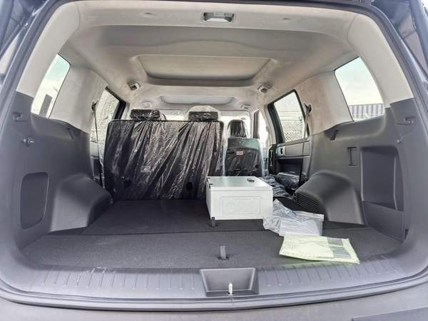 Hyundai Santa Fe 2.0T GDi 8A/T Explorer Pro – 2025 Model (Chinese Specs)