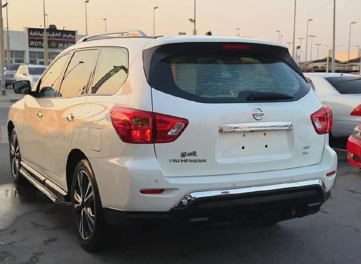 NISSAN Pathfinder 2018 GCC-4-4