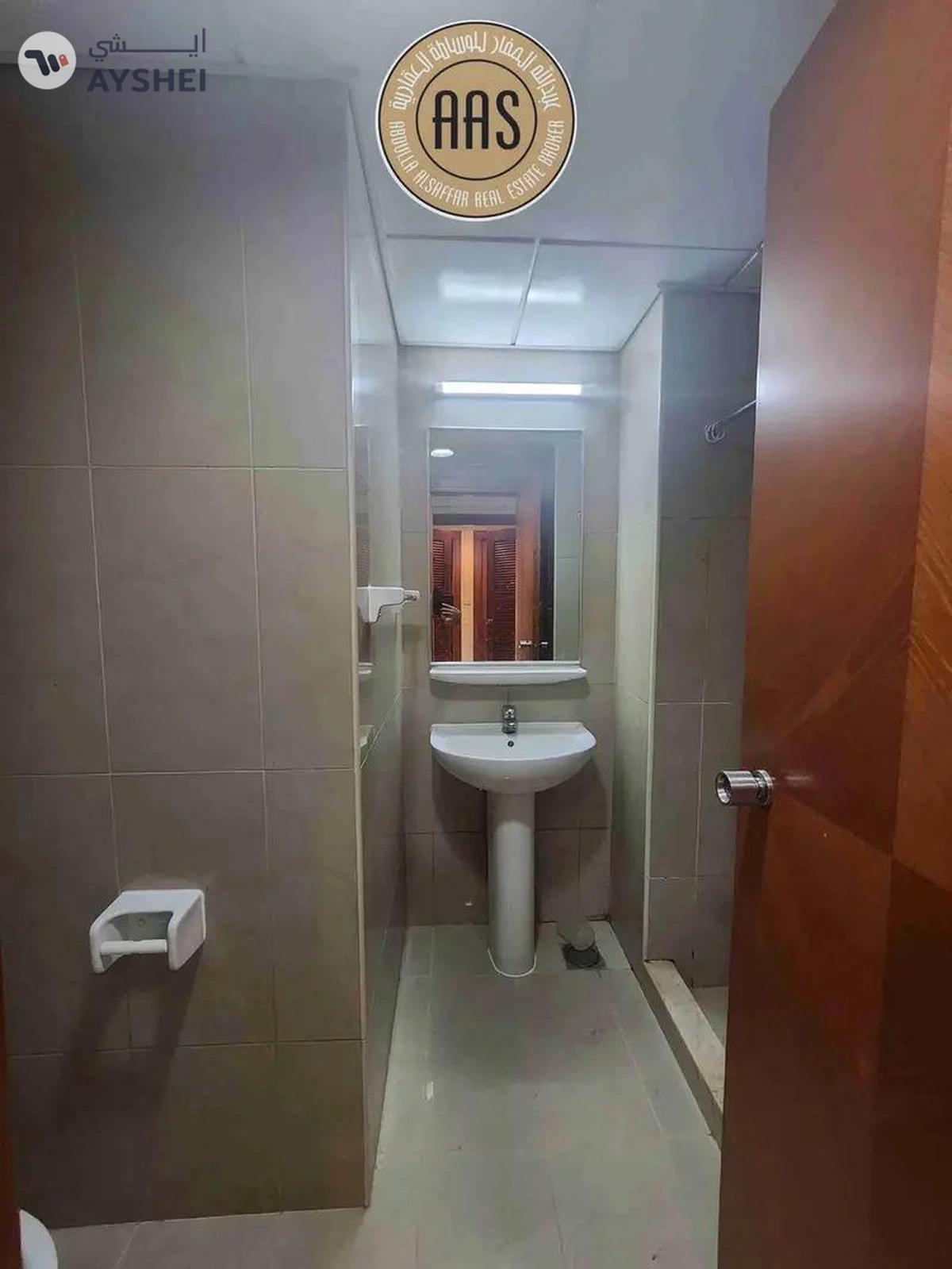 Spacious and luxurious 4bhk with maids room in mankhool near sharaf dg metro station-10-10