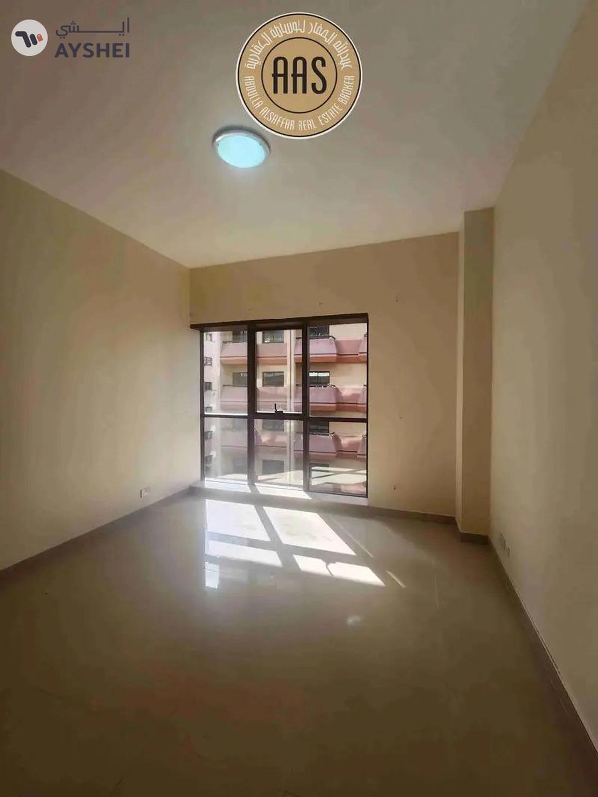 Spacious and luxurious 4bhk with maids room in mankhool near sharaf dg metro station-17-17