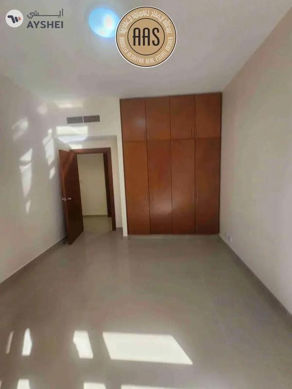 Spacious and luxurious 4bhk with maids room in mankhool near sharaf dg metro station