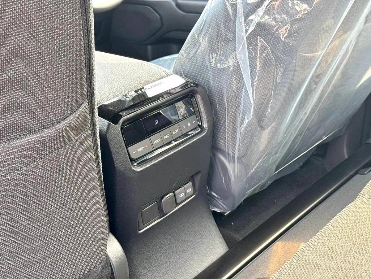 2025 PRADO RIGHT HAND DRIVE AR-TX 2.8L DIESEL 0KM-14-14