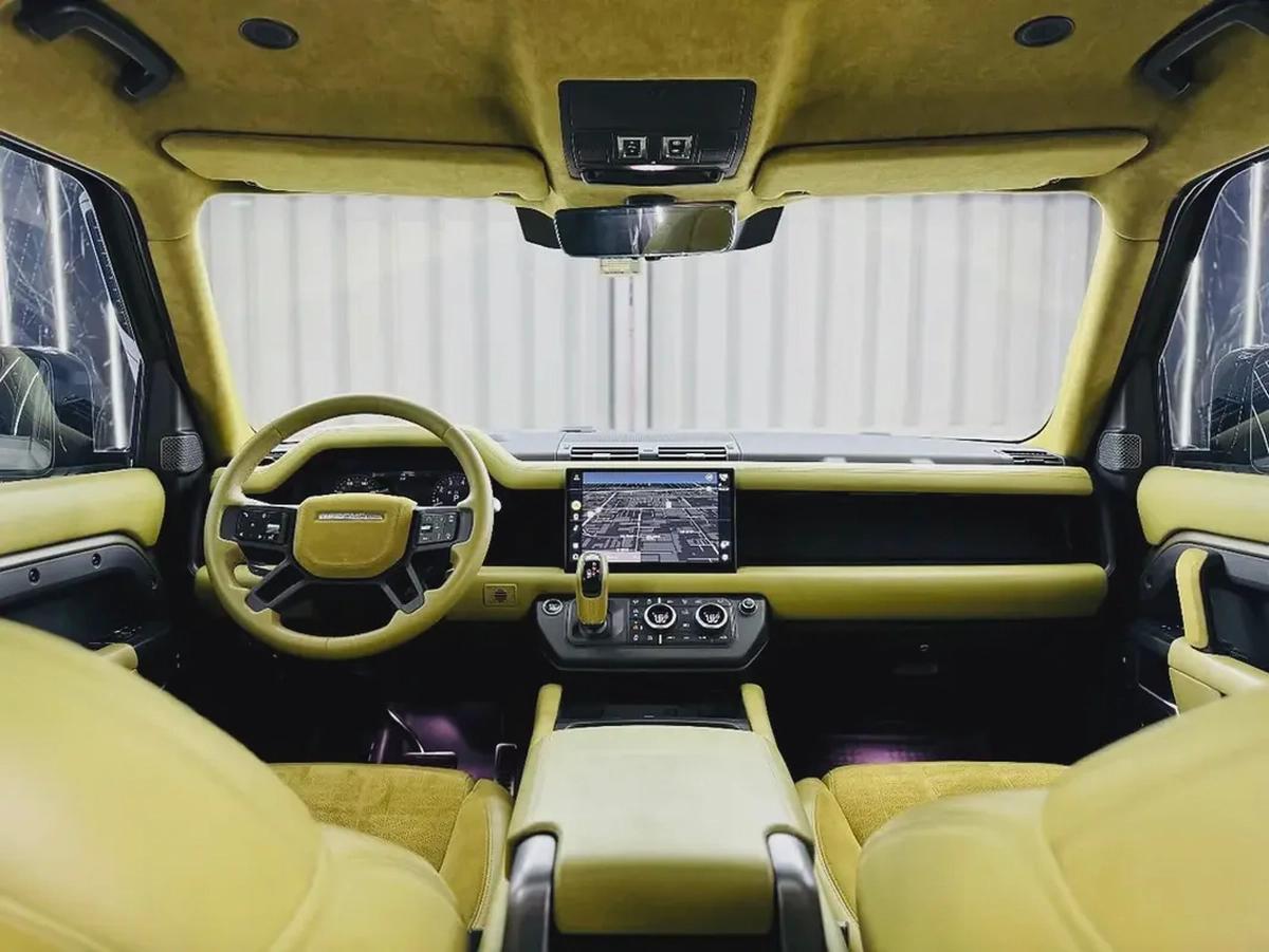 Land Rover Defender 110 2022 European specs for 419,000.00 AED-5-5