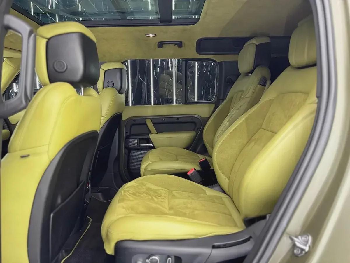 Land Rover Defender 110 2022 European specs for 419,000.00 AED-13-13