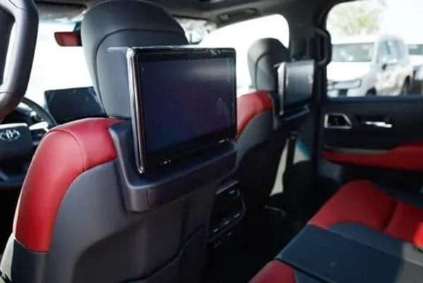 Toyota Land Cruiser VXR 3.3L TT