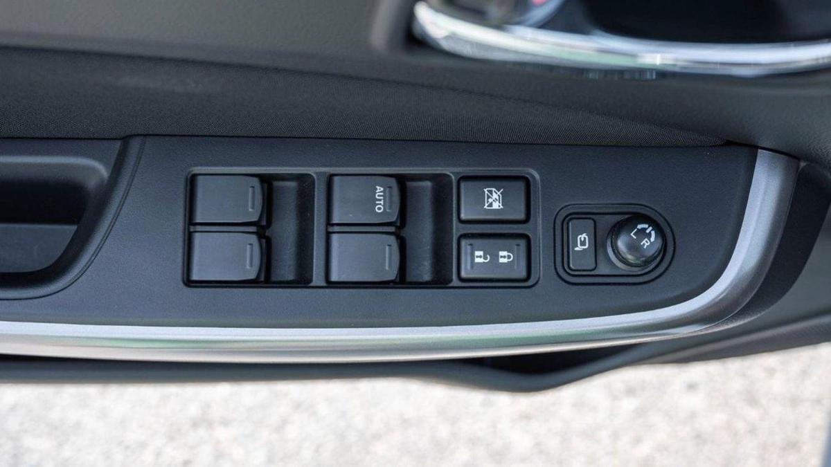 Suzuki Swift SUZUKI SWIFT GLX 1.2P AT MY2025-15-15