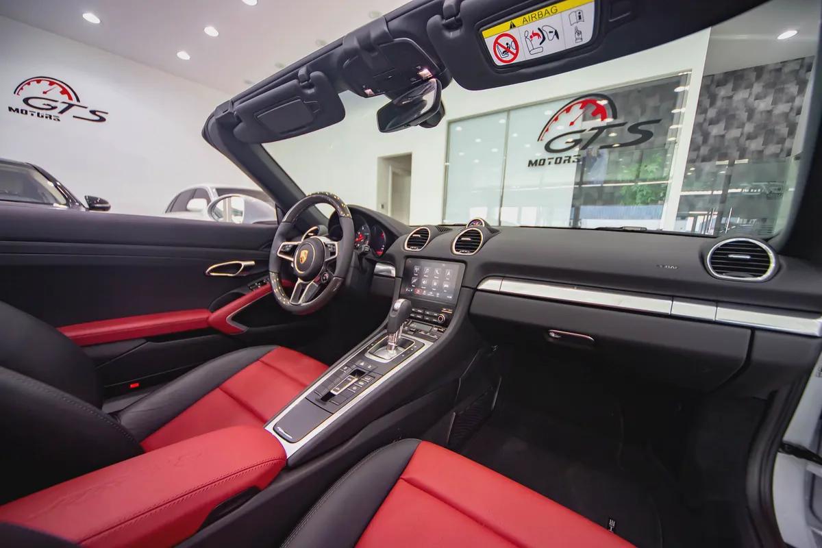 Brand New Porsche 718 Boxster 2024 | GCC |Only 500 KM-18-18