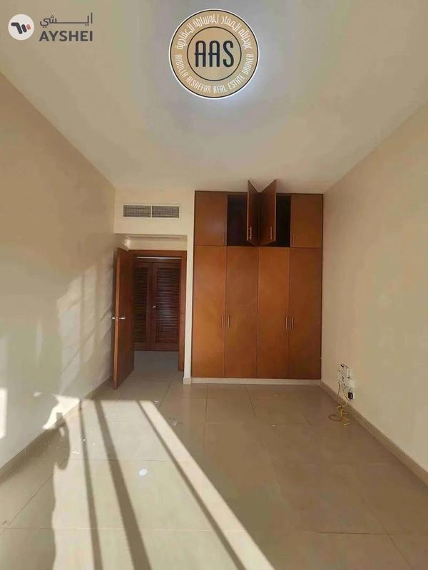 Spacious and luxurious 3bhk with a closed kitchen in mankhool near sharaf dg metro station