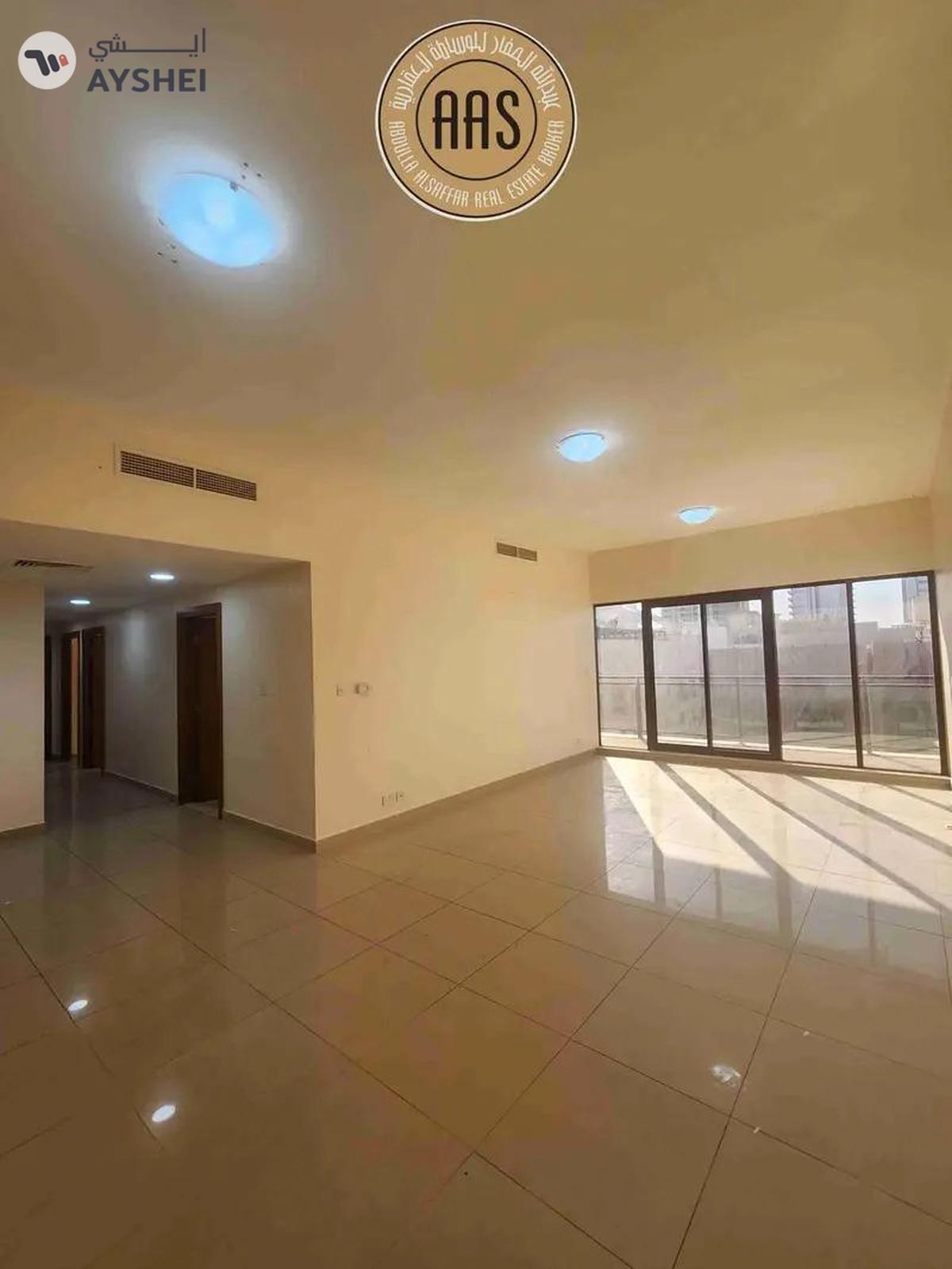 Spacious and luxurious 3bhk with a closed kitchen in mankhool near sharaf dg metro station-0-0