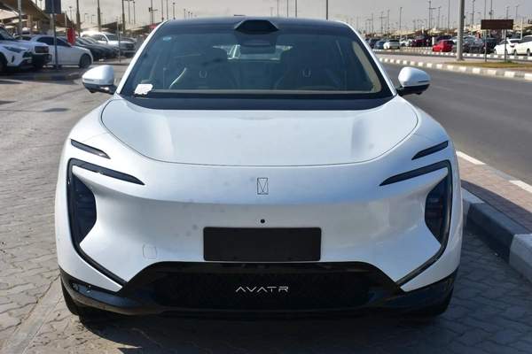 AVATR 07 2025 | WHITE