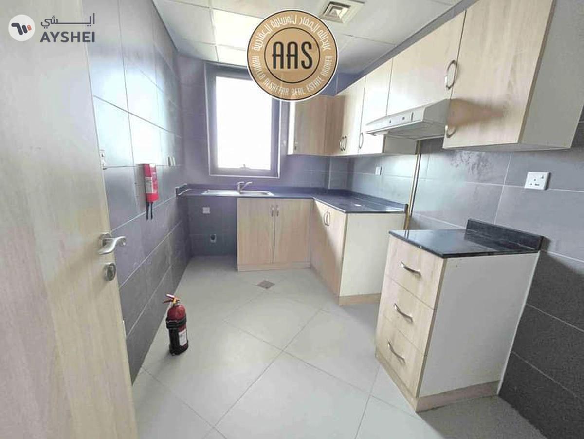 Luxurious 2BR + 3 Bath Ready to Move All Amenities Prime Location-9-9