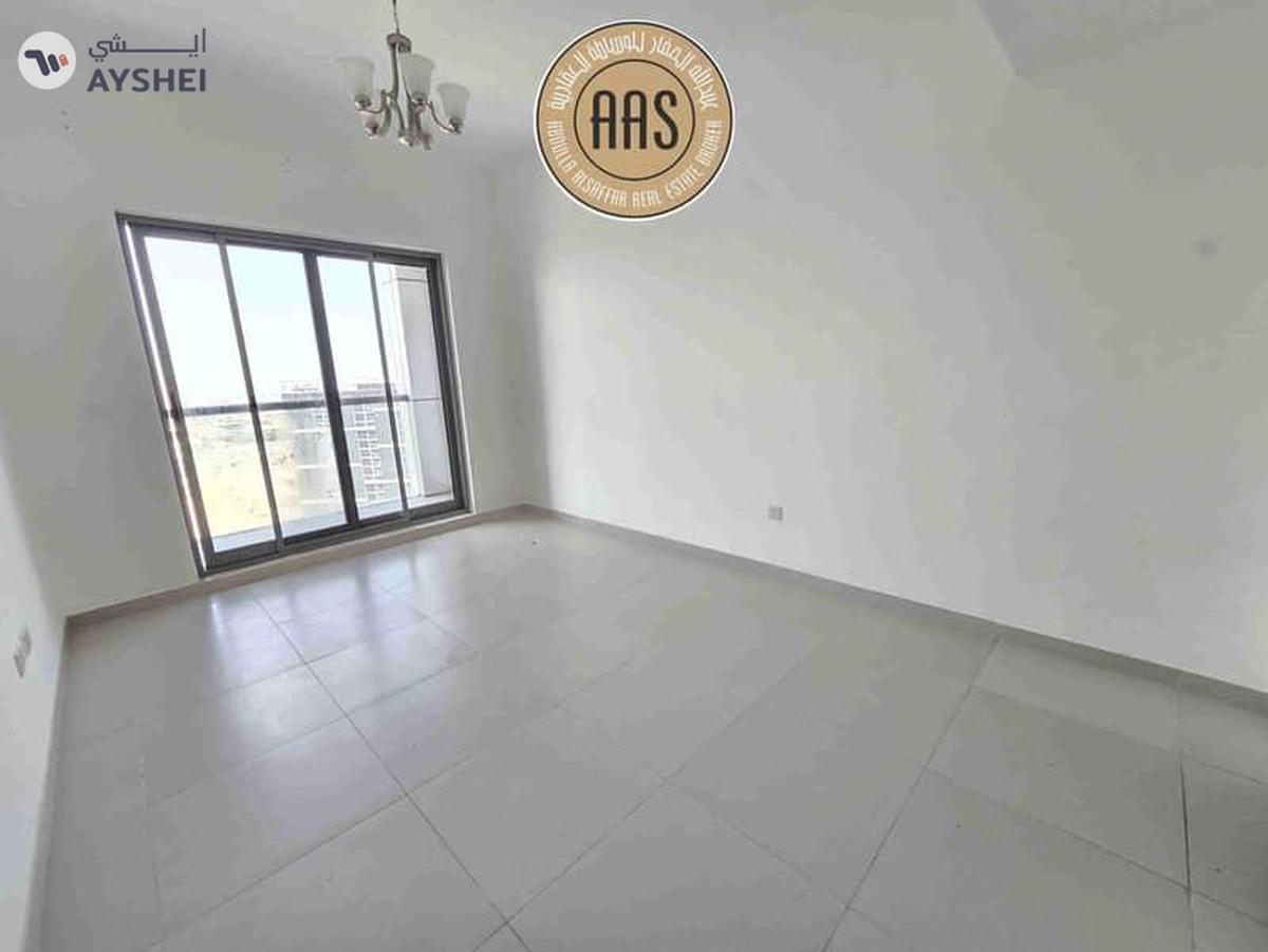 Luxurious 2BR + 3 Bath Ready to Move All Amenities Prime Location-6-6