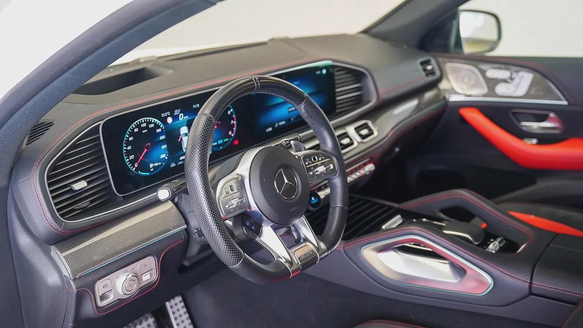 | AED 4,660 PM | Up to 3 Year Warranty, 22in Wheels | GLE 53 AMG-3-3