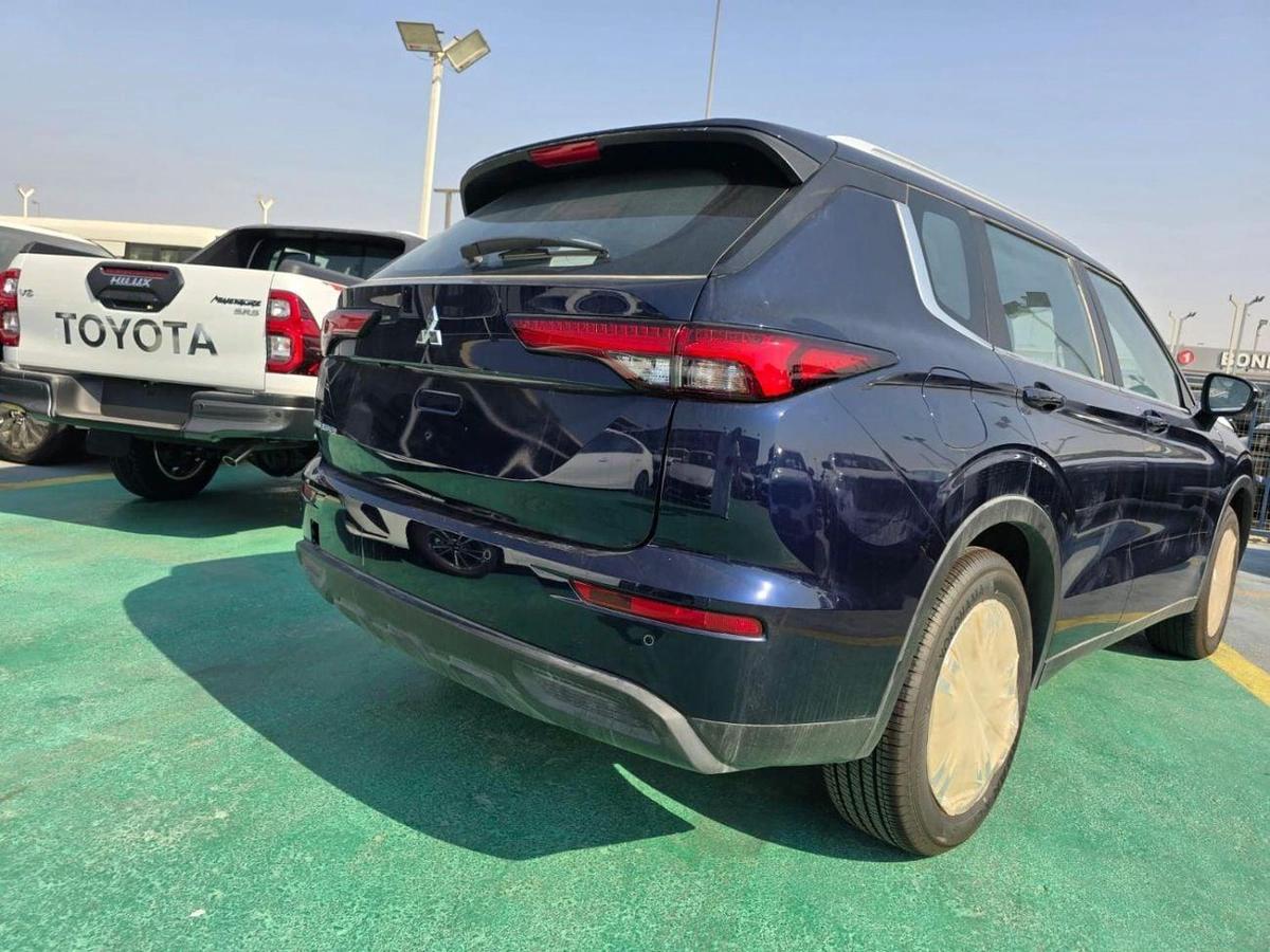 Mitsubishi Outlander MITSUBISHI OUTLANDER M-LINE-4-4