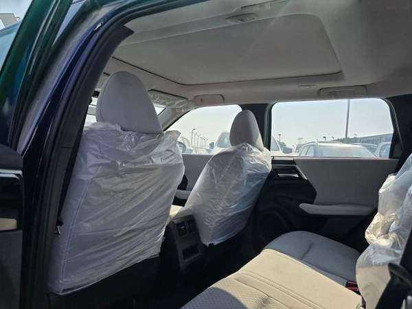 Mitsubishi Outlander MITSUBISHI OUTLANDER M-LINE