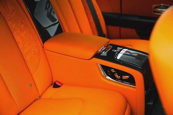 2026 ROLLS ROYCE CULLINAN BLACK BADGE WITH WARRANTY AND SERVICE CONTRACT
