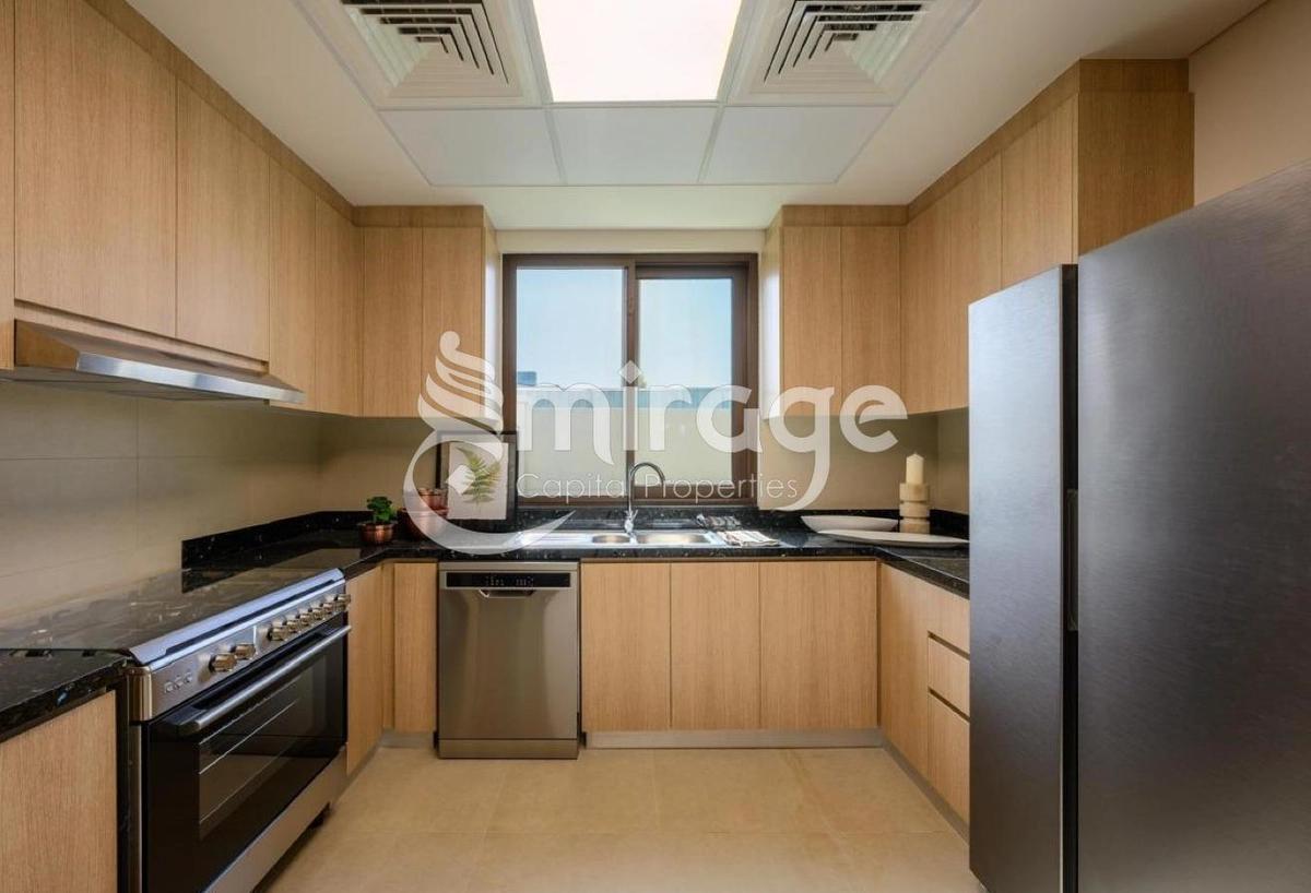 Stunning 4BR+M Almeira | Perfect Location-5-5