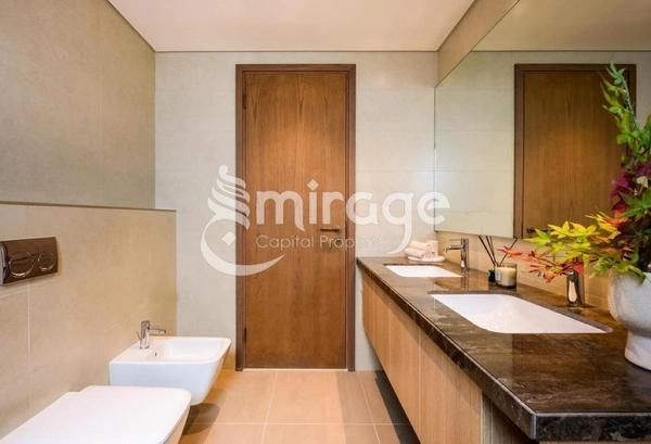 Stunning 4BR+M Almeira | Perfect Location