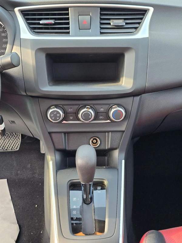 Nissan Sentra 1.6L