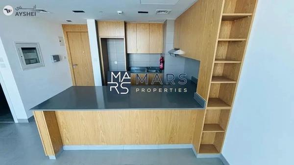 Stylish 1BHK with Balcony – Ideal Location!